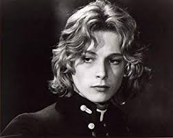 マツコの知らない世界に出てたセーラー服深海魚王子の人 番組では変態て言われてたけど ビョルン・アンドレセンのファンなのではなかろうか 生ラインハルトとかよく言われてた人 