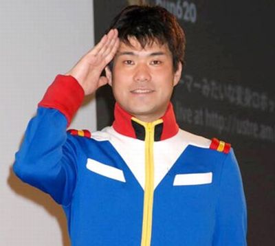 とキレられ、次の日にララァ役の潘恵子から「昨日は大佐がごめんなさいね」と電話がかかってきたエピソード、正直「うらやましい」しかない