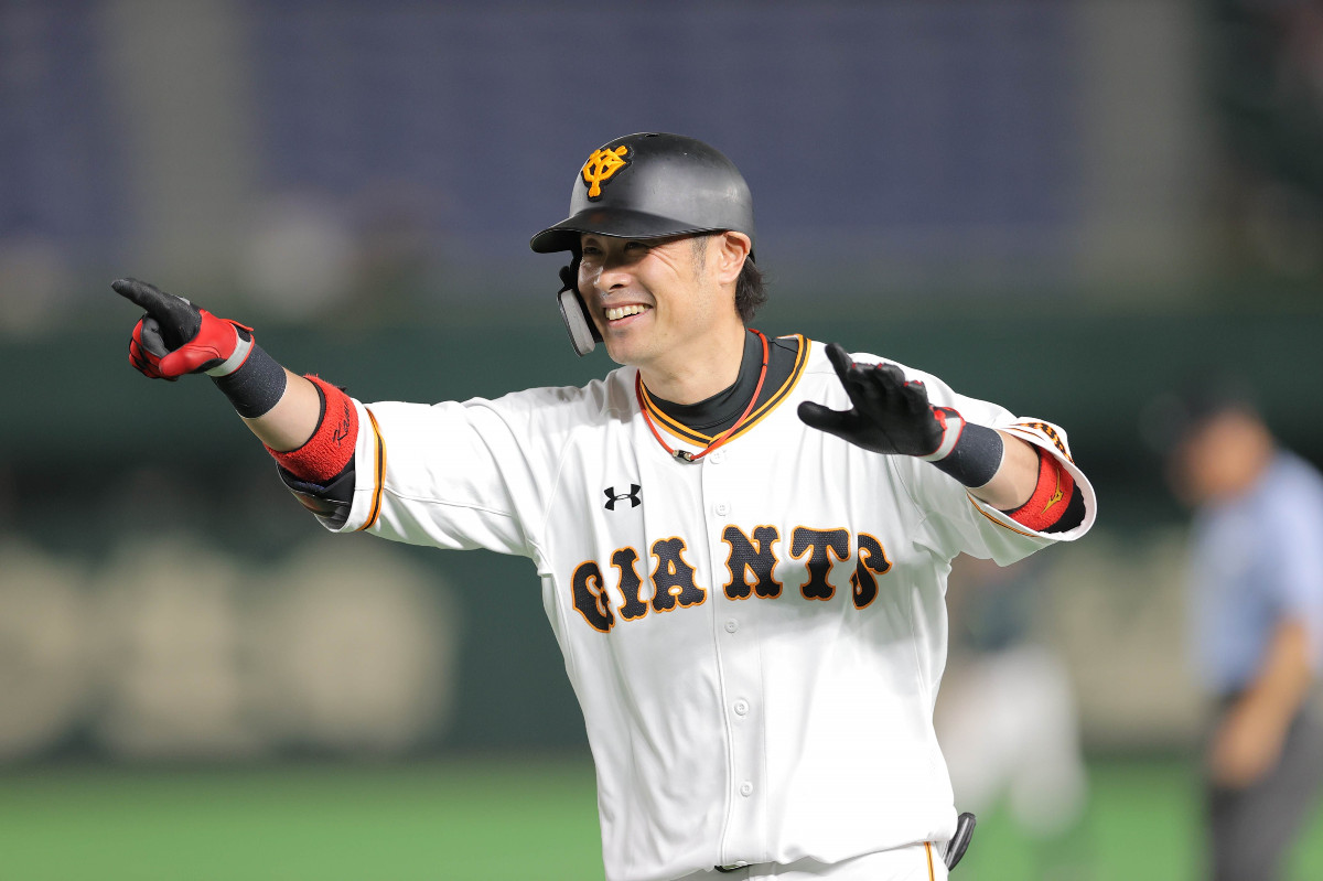 「試合時間3秒だったんですけど」代打・ #亀井善行 、9回好機で初球仕留めた…自身10度目のサヨナラ打 #巨人 #ジャイアンツ #giants