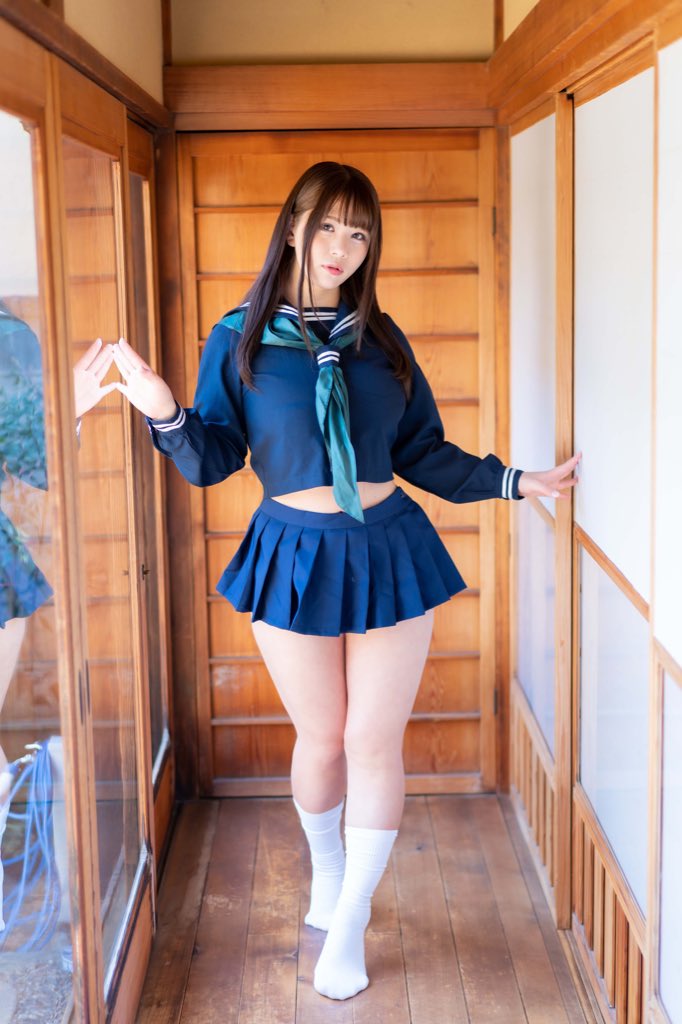 友達の家に行ったら、友達の妹がめちゃくちゃ巨乳だった件。 