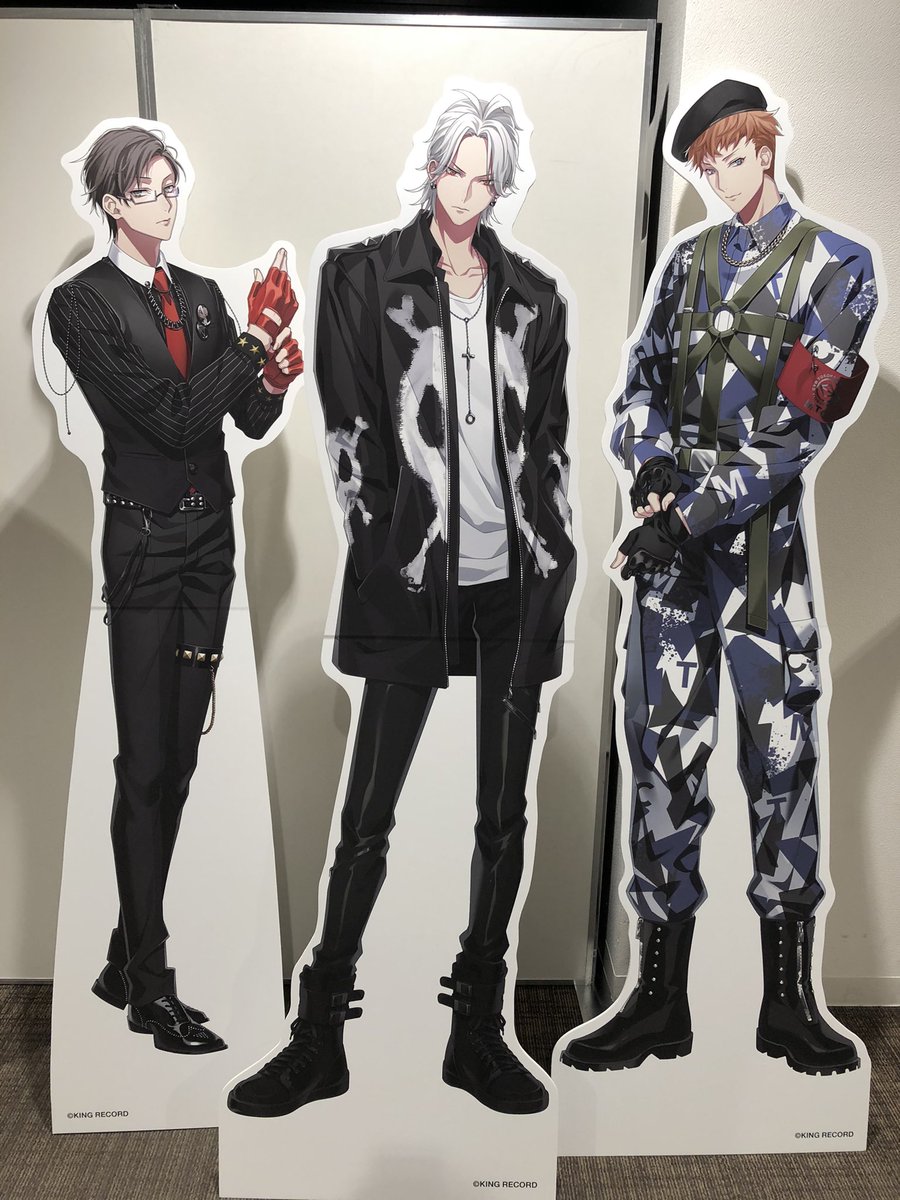 各キャラの身長差よきすぎでは… 