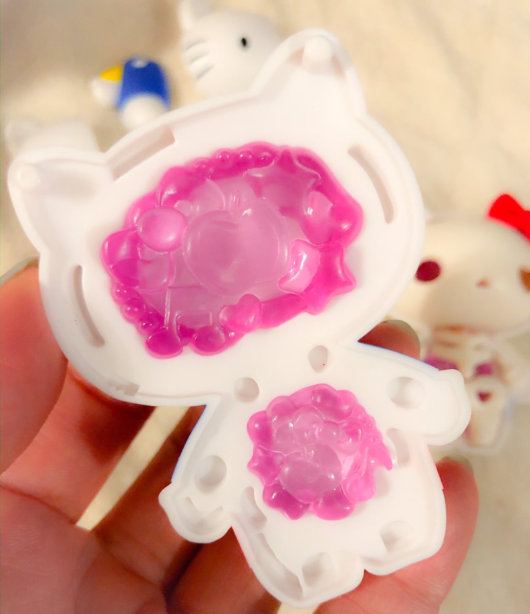 サンリオ狂気の新商品、キティとマイメロの解体フィギュアであなたのデスクトップも猟奇的なかわいさに 