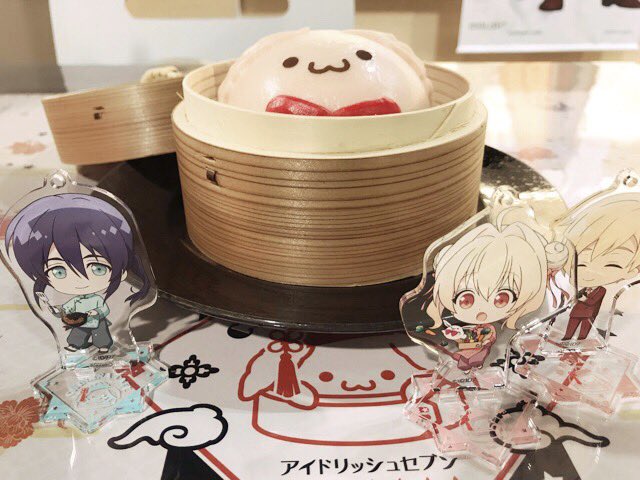 中華料理を中心に、楽曲をイメージしたドリンクやバースデーメニューなど盛りだくさん
