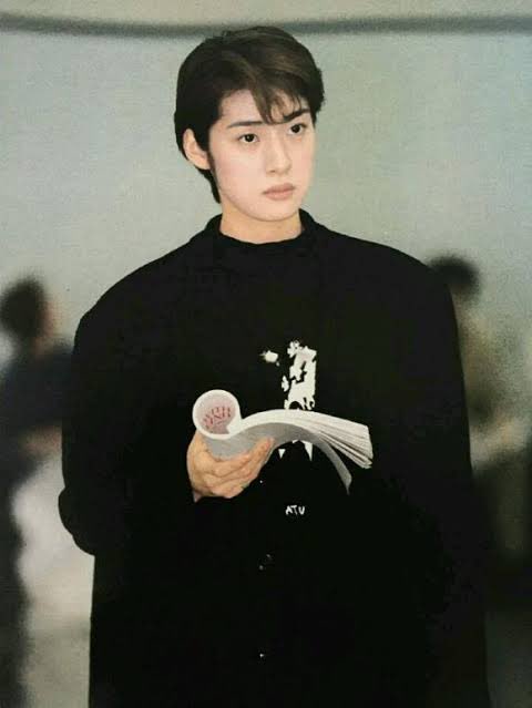 天海祐希の宝塚時代はイケメンすぎて定期的に見たくなる 