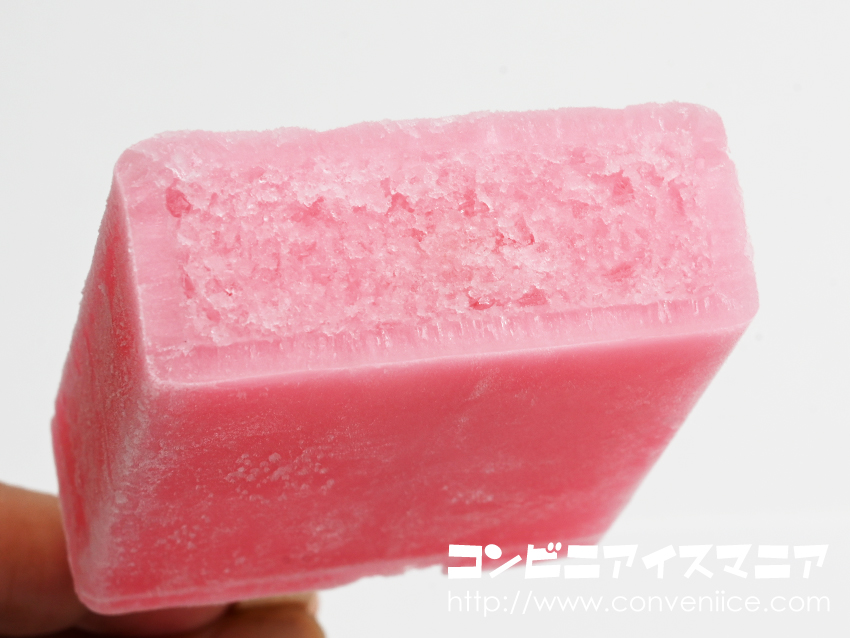 うめ果汁や梅酢を使用し、まるで梅干しのような風味を実現