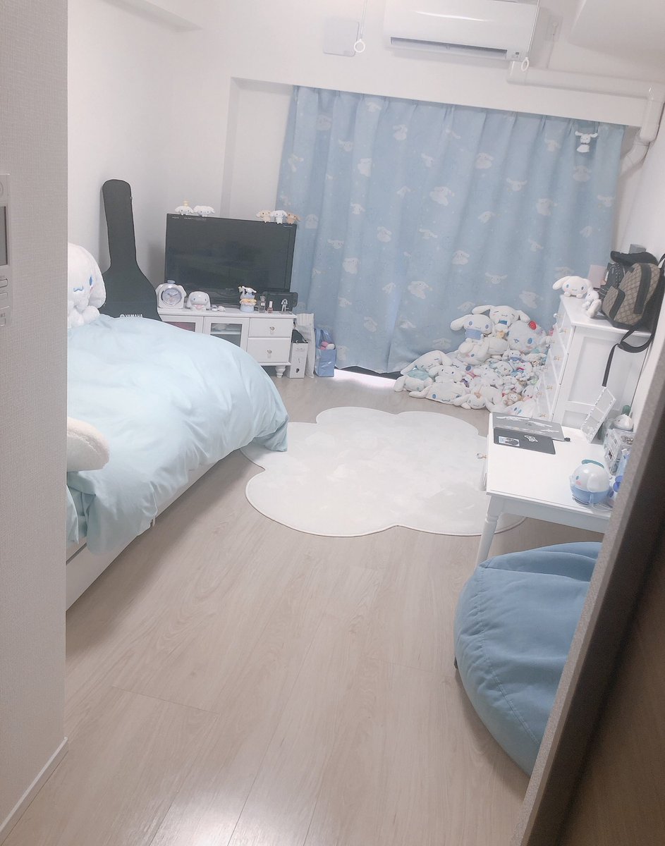 もうすぐ成人する男の家だと思うと普通にやばいよね、 自分でも分かってます🥺 