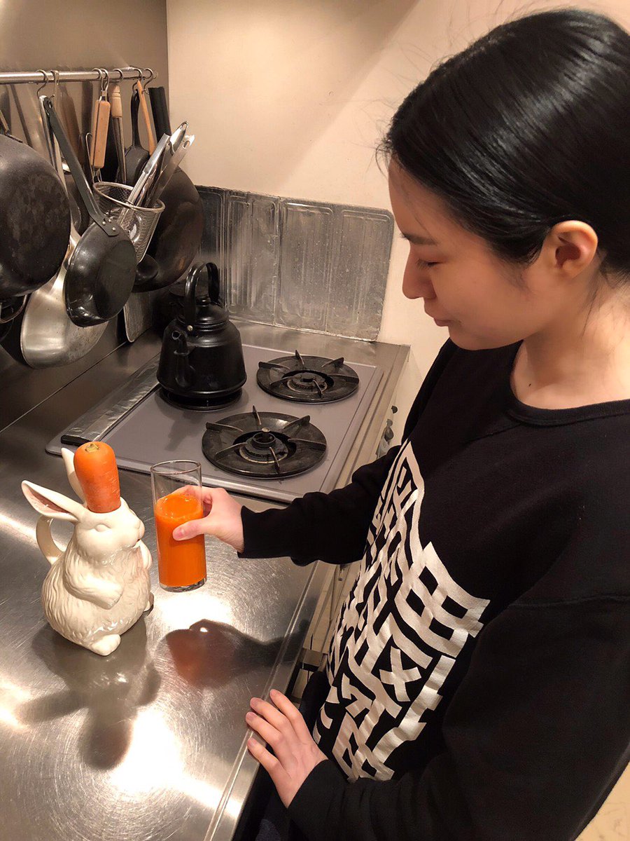 最近お酒を控えている妻、ソフトドリンクの飲み方が狂ってきた。 