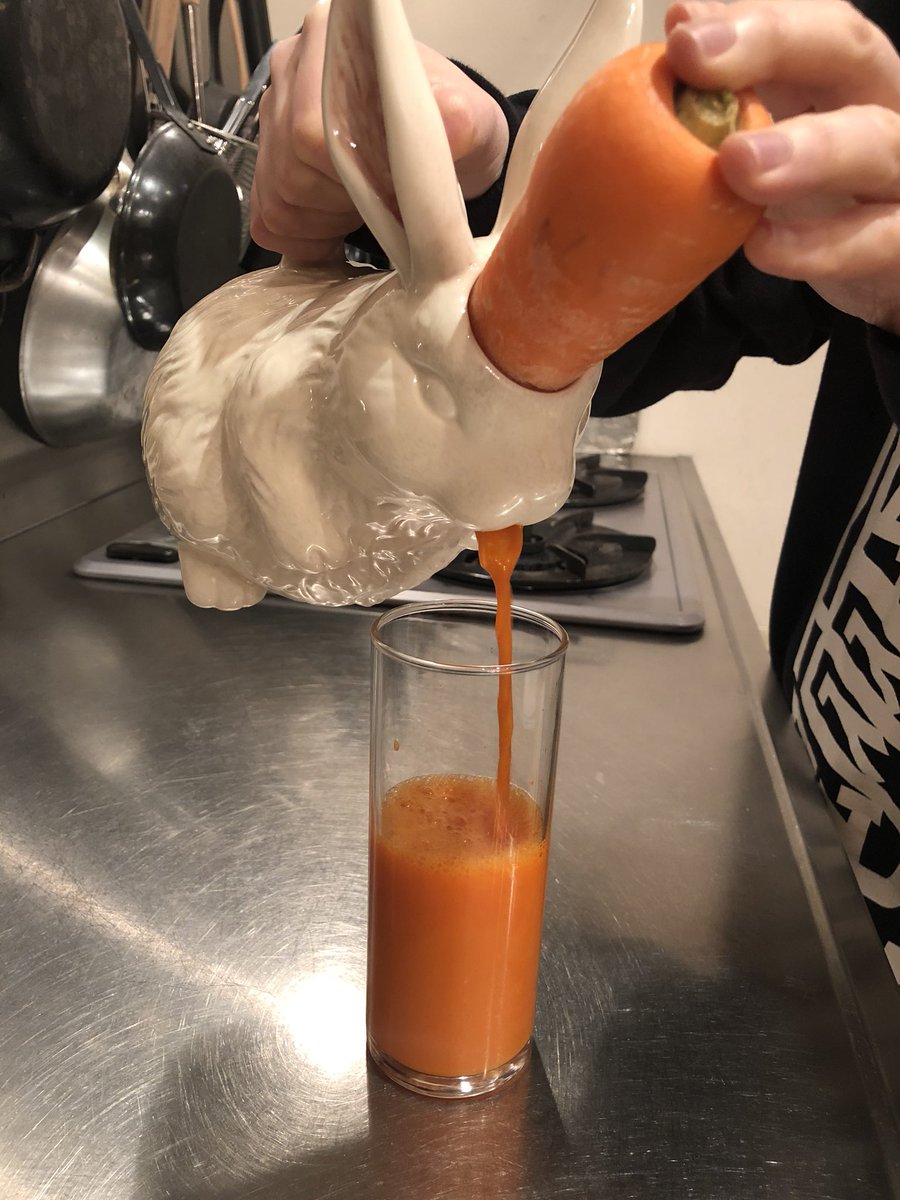 最近お酒を控えている妻、ソフトドリンクの飲み方が狂ってきた。 