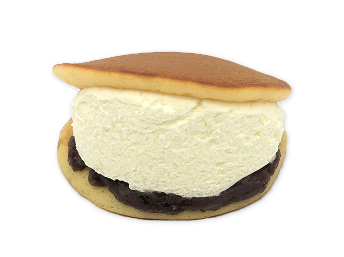 魔改造  謎の食べ物「どらやきマリトッツォ」セブン-イレブンで発売　世界よ、これが日本のコンビニだ   @itm_nlabより 