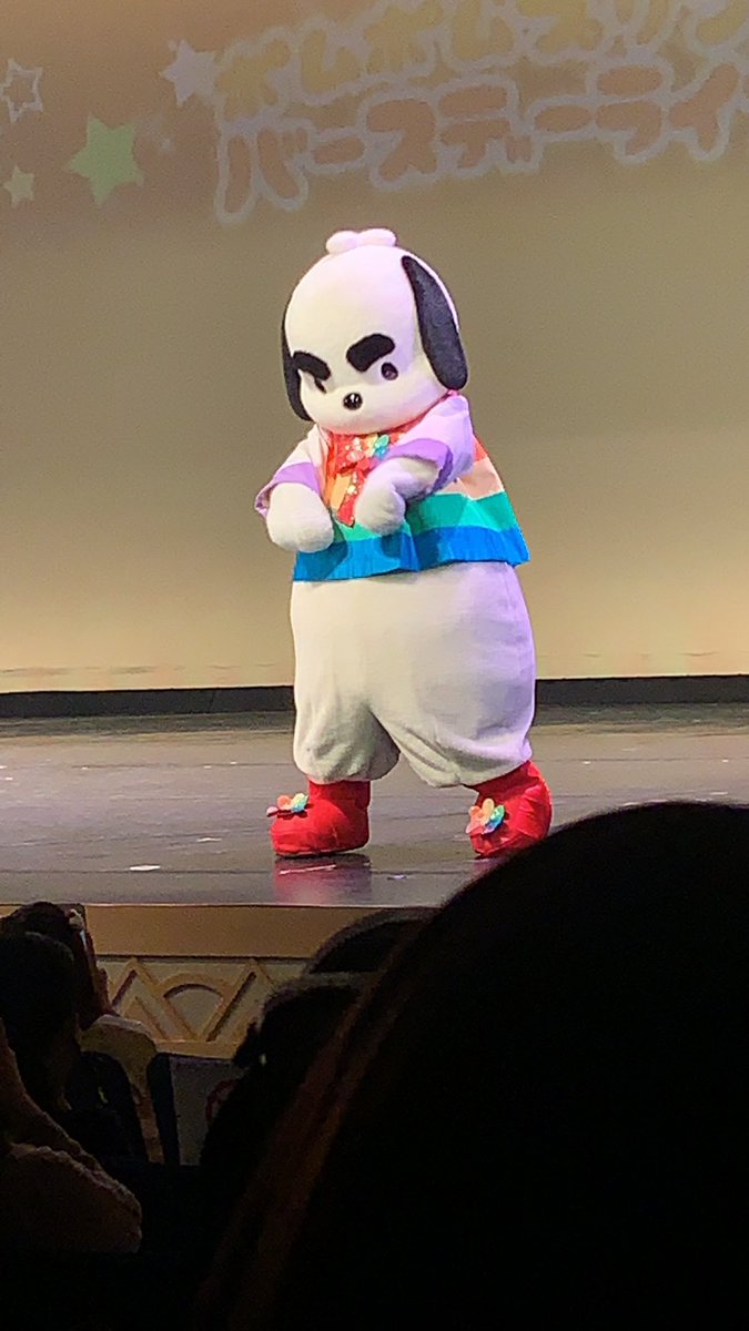 意味が分からないんだけどバースデーライブに凛々しい眉毛付けて出てきた3人見て、、、#ポムバサダー 