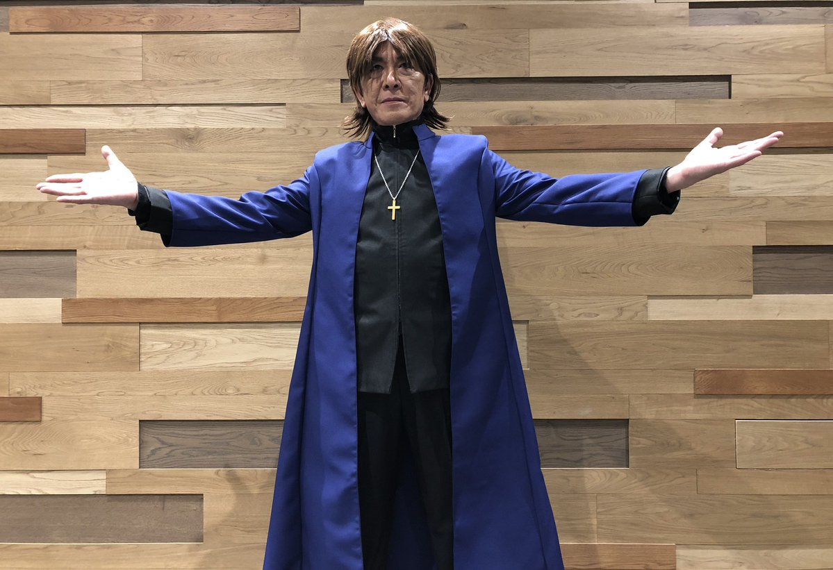 何を隠そう、言峰綺礼のウィッグ、神父服、クロスのネックレスは何とアニプレックスさんがわざわざ用意して下さったもの