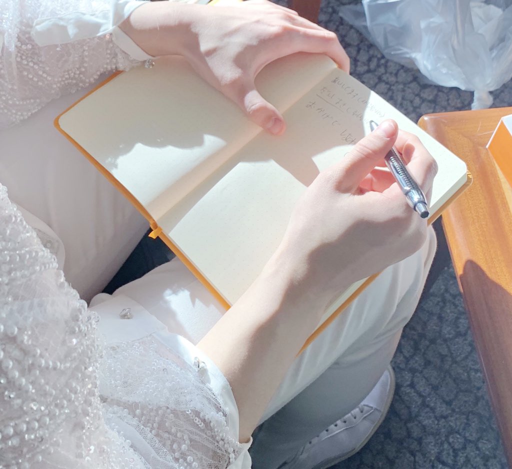 #ビン も日本語勉強中🐶🐱 #ASTRO #ムンビン #AROHA #だいすき #おぼえました 