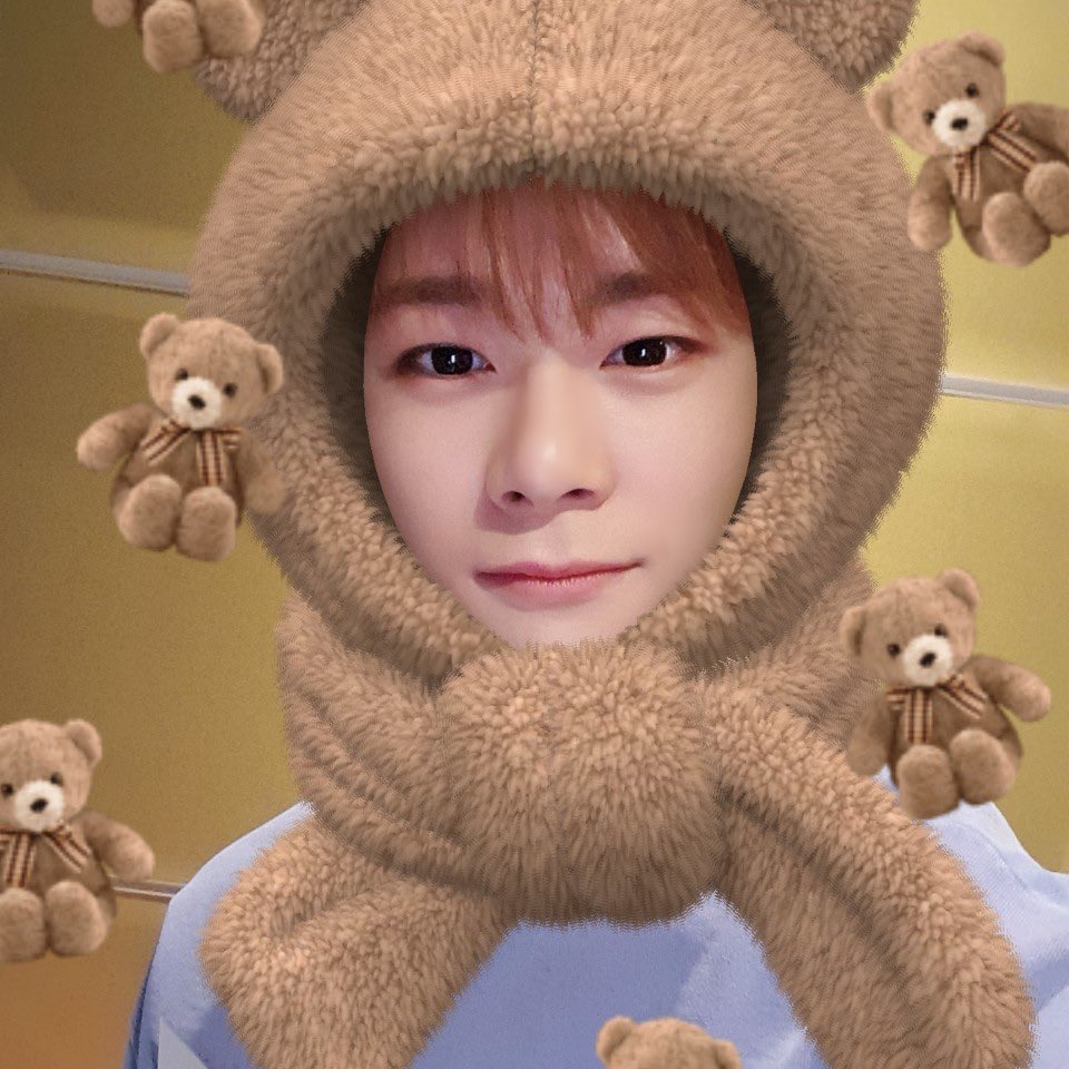 🍭 #HappyWhiteDay 🍭 いつも愛をくれる #アロハ の皆さんへ #アストロ からのプレゼントです🧸🐰 #ASTRO #AROHA #ホワイトデー #CHAEUNWOO #チャウヌ #MOONBIN #ムンビン
