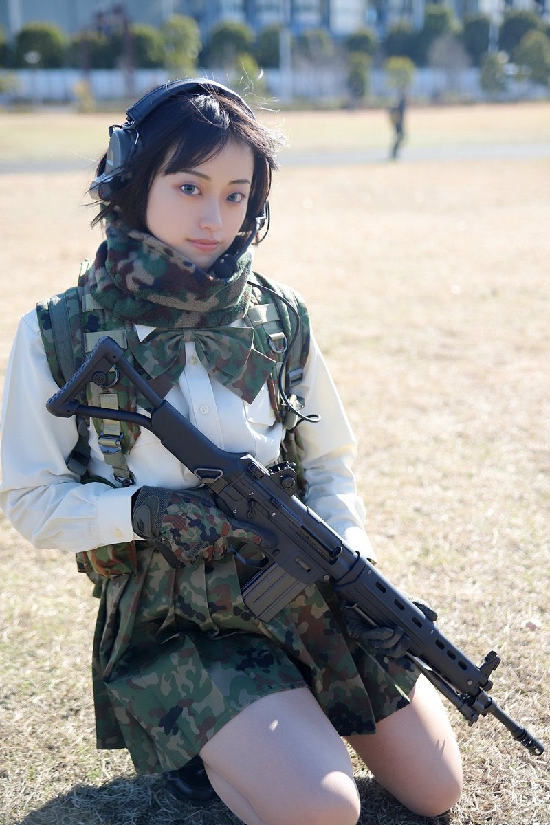 元自衛官がJKのコスプレをするとこうなる(冬ver)  #C97コスプレ #武装JK 