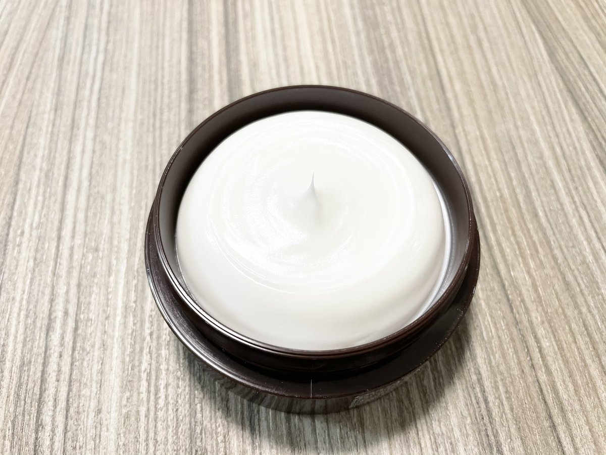   『ナイアシンアミド』有効成分のシワ改善クリームが、80gで1990円