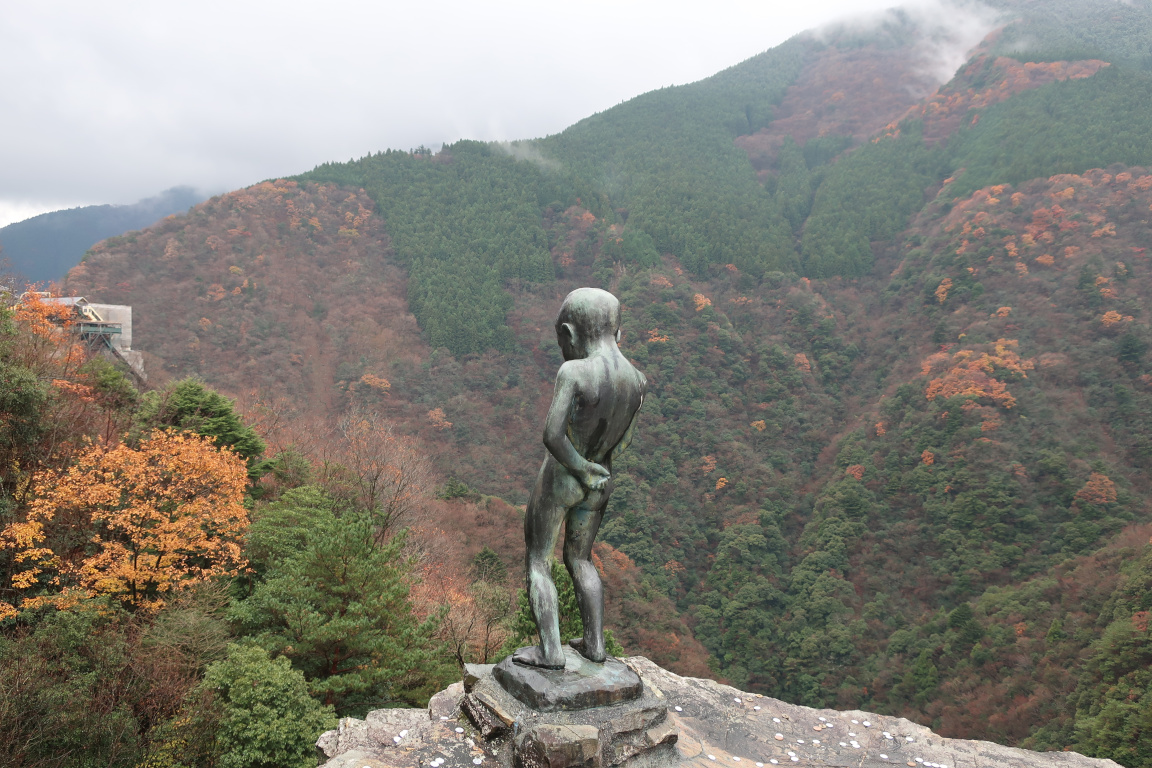 しかし、この対岸に集落があったことは知られていない