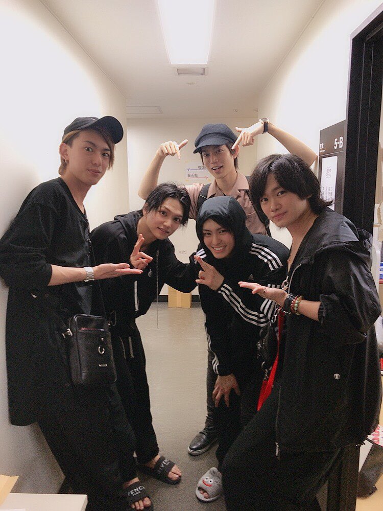 （ ;  ; ）  あ、天然記念物あきらとの会話