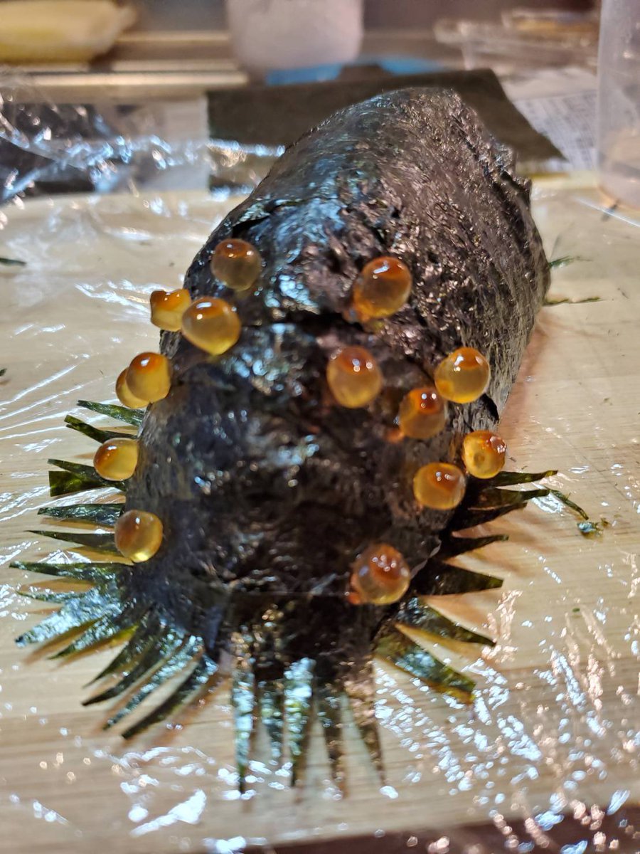 イクラ大好きな息子のために妹が作った寿司(王蟲) こんなんイクラ嫌いになるだろ… 