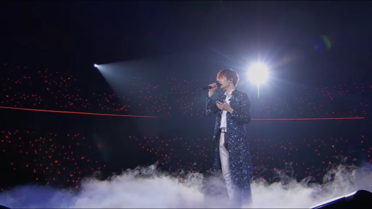 今まで色んなオタクしてきたけどソロ曲でこんなにペンライトの色揃ってるアーティストは初めて