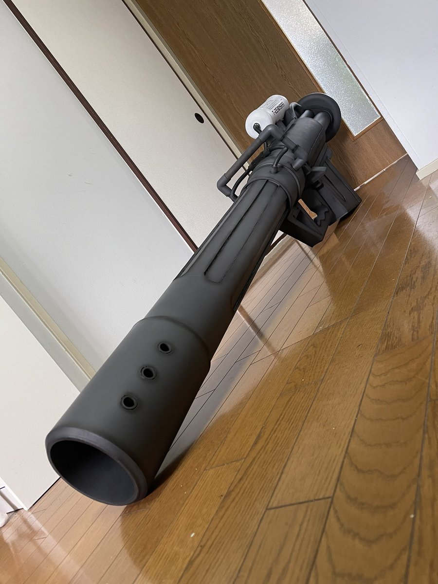 このGWは、不要不急な外出を控えてバズーカ作ってました。 