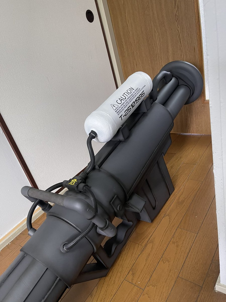 このGWは、不要不急な外出を控えてバズーカ作ってました。 