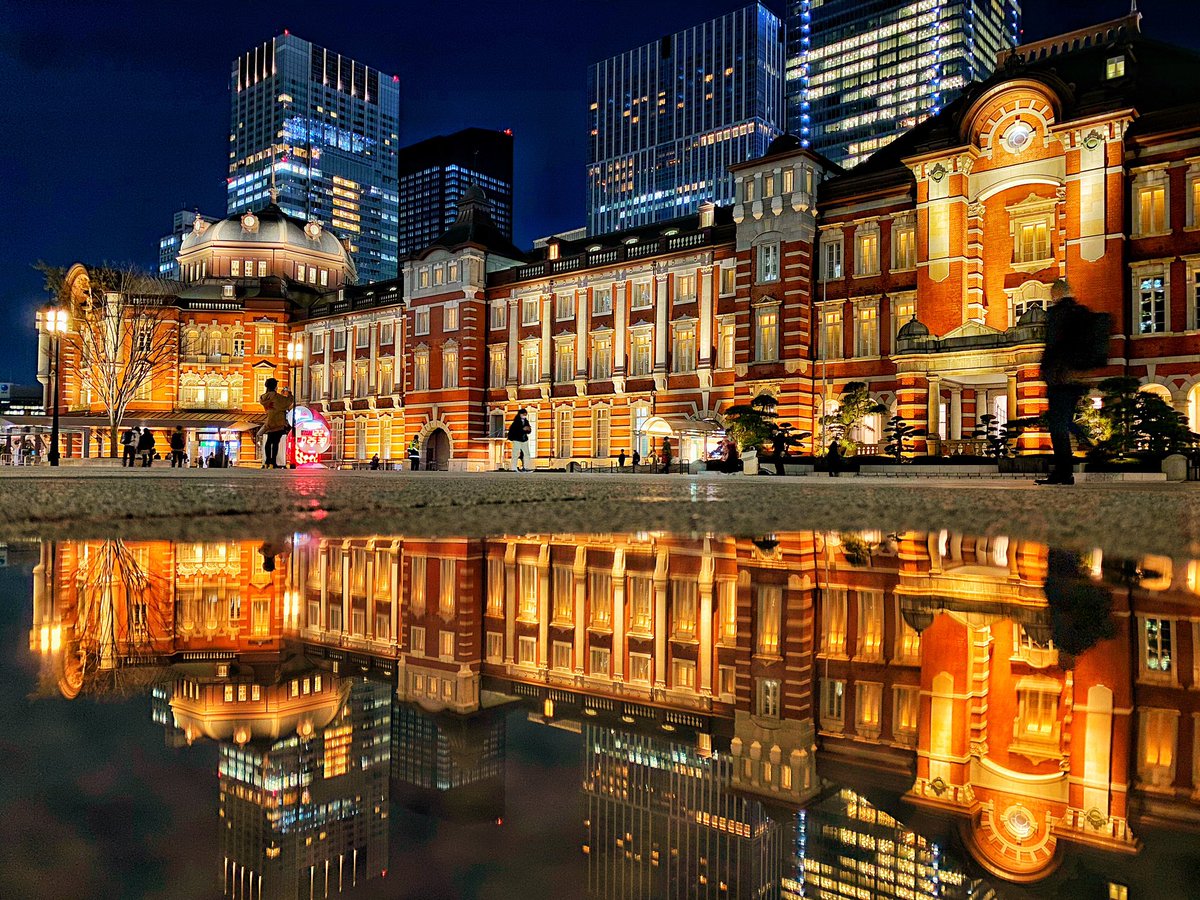 いいねとRTして欲しいです、、 下敷きとiPhoneで写真撮ってる高三です