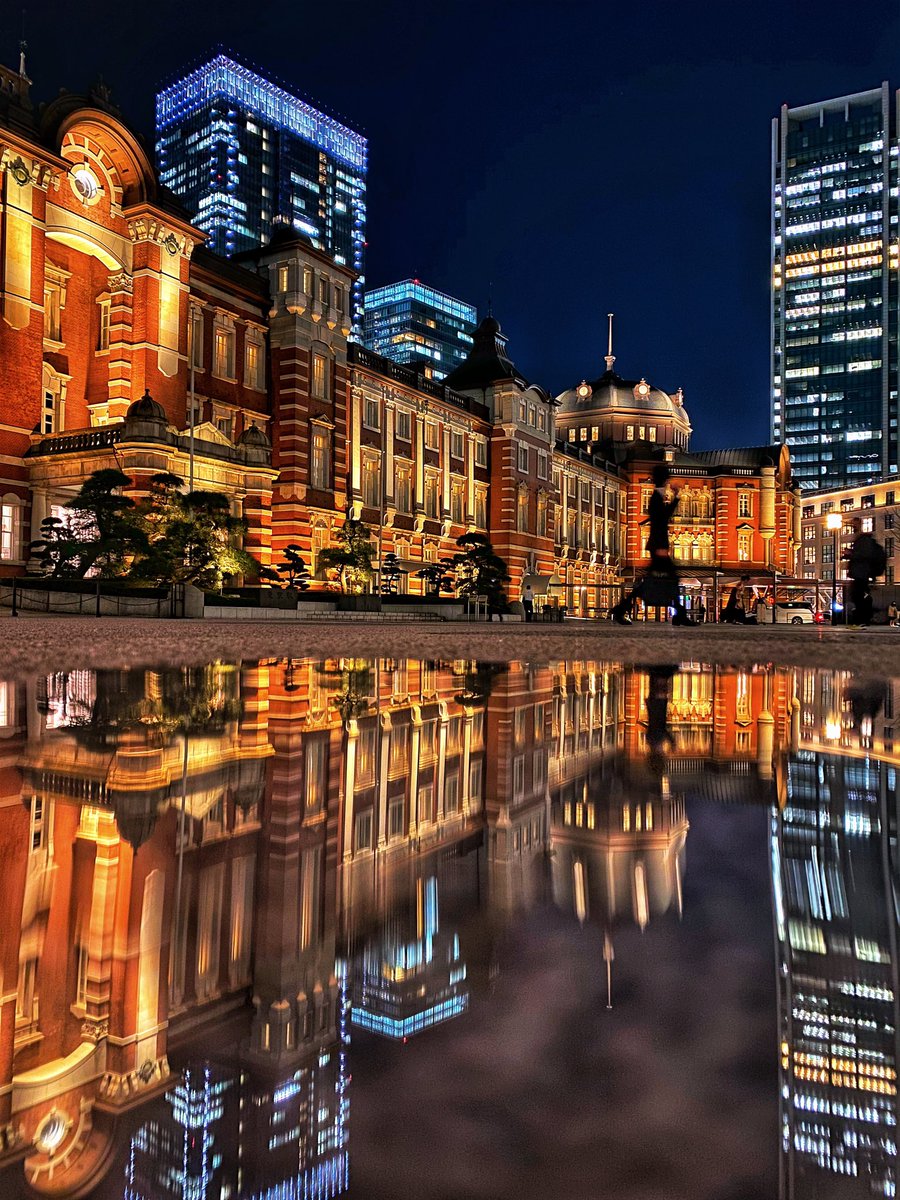 いいねとRTして欲しいです、、 下敷きとiPhoneで写真撮ってる高三です