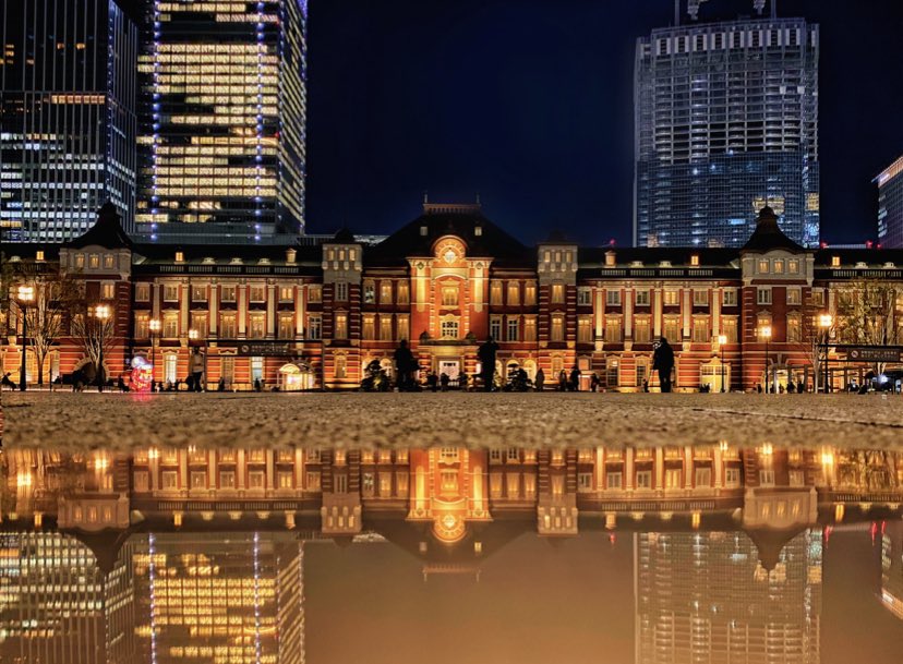 いいねとRTして欲しいです、、 下敷きとiPhoneで写真撮ってる高三です