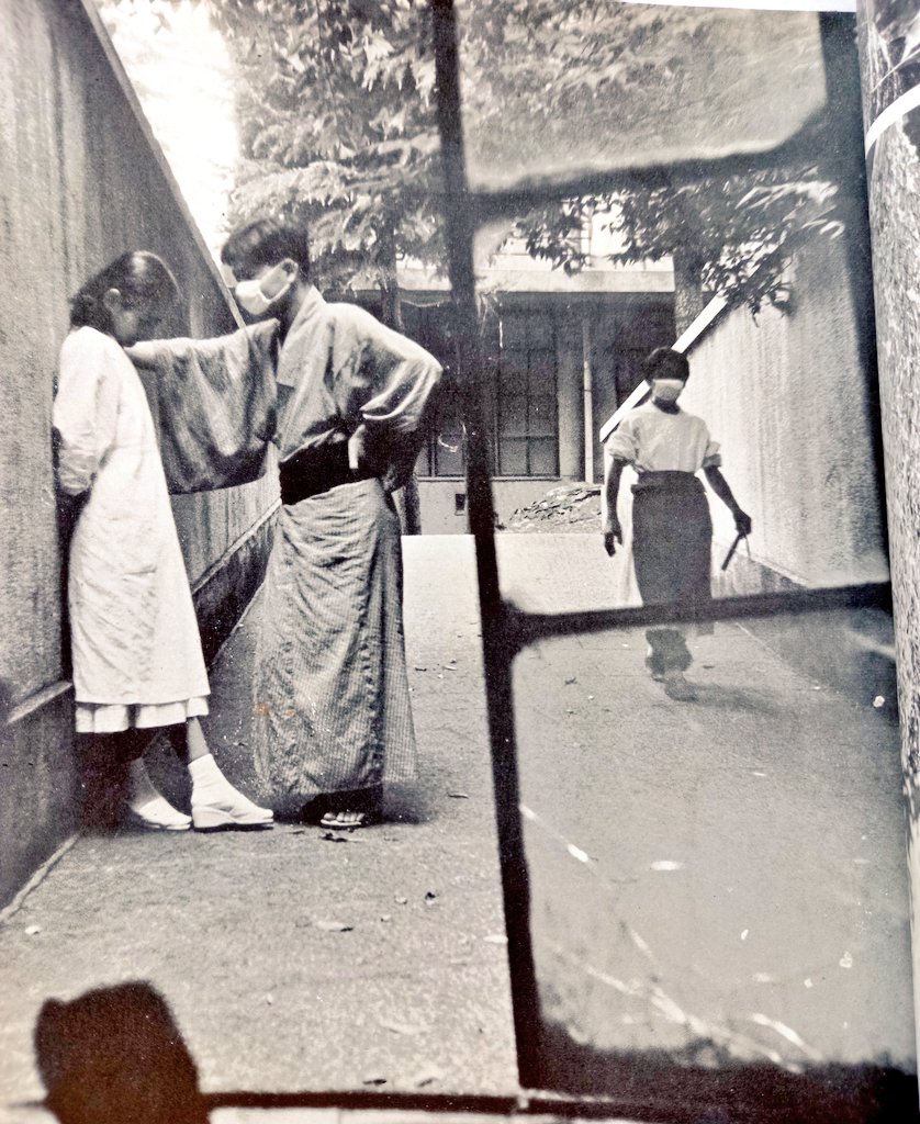 昭和31年、療養所の患者と看護婦の写真だそうです