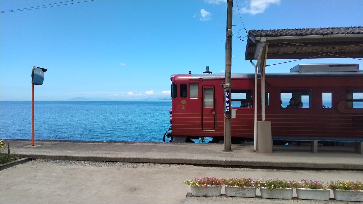 下灘でインスタ映えを狙っている人の多くは3駅先にTwitter映えを狙えることを知らない 