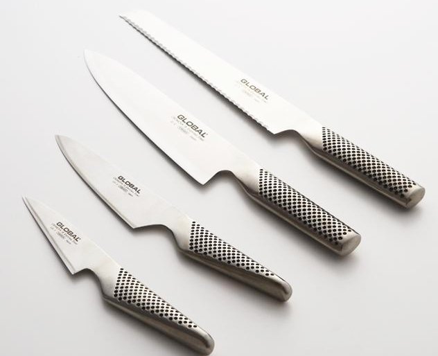 コロナの影響で自炊する人が増えてステンレスタイプのグローバルの包丁が売れてるんだって…… 実はこの持ち手の原型を造ったのは亡き父なんです