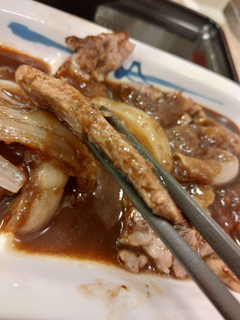  （1枚目2019年厚切りトンテキ　2枚目2021年厚切りトンテキ） 