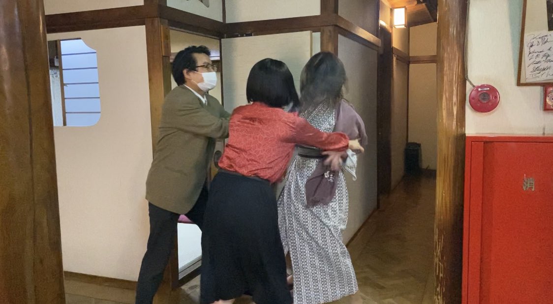 かつて文豪が滞在した「鳳明館」の原稿執筆プランに泊まってみたら  外から担当に見張られてて本当に缶詰だし、「原稿捗ってますか