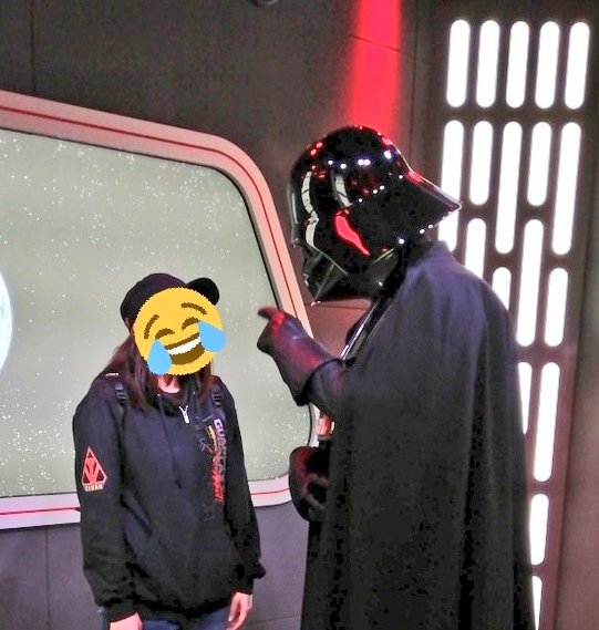 カリフォルニアディズニーランドでダースベイダーに謁見したところ「お前の働きはわかってる