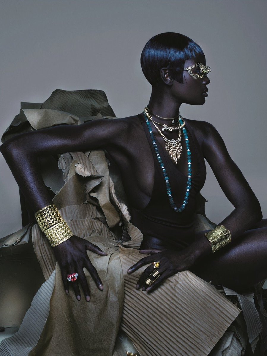 頭身の比率がやばいのだ