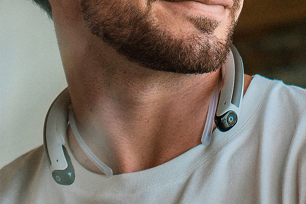 側面事故も録画でき、撮影者の目線に近いため、より直感的な証拠になるとしている