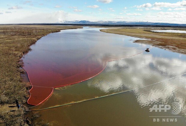 【燃料タンクが損傷】ロシアで軽油2万トン超が川に流出 流出量はロシア近代史上2番目になるという