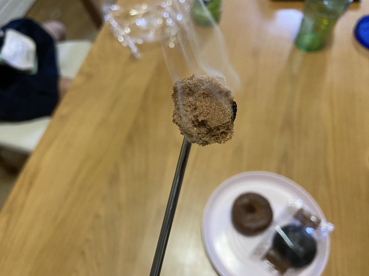 人に渡す肉とか味玉とかに焼印を入れたくて魚型の焼きごてを買った