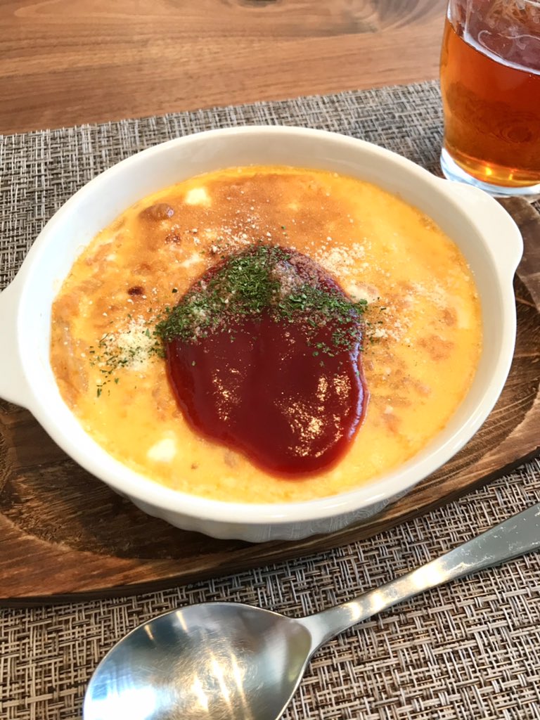 トースターとレンジでできる 中はとろっと焼きオムライス🍳 これだと形が崩れる心配なし✨ 