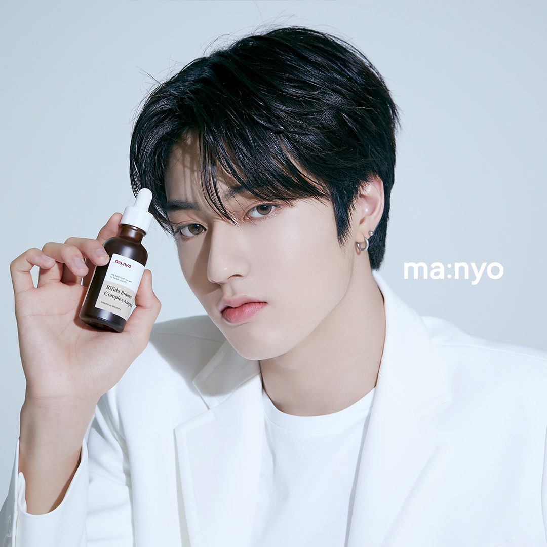 ハルトと一緒に Find your skin💎  長引くマスク生活で揺らぎやすい肌環境😷  乳酸菌×マイクロバイオームの 魔女工場だけの特別なレシピで 基礎から丈夫な健康肌に😆✨  #魔女工場 #TREASURE #トレジャー #트레저 #HARUTO 