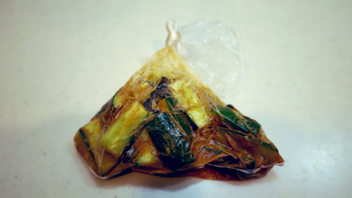  【バリバリきゅうりの即席みそ漬け】  きゅうりなんとかしたい