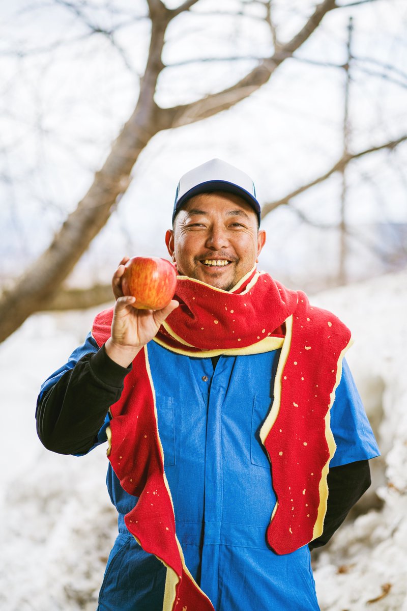 りんごの皮をモチーフにした 『 #りんごの皮マフラー 』を作ってみました