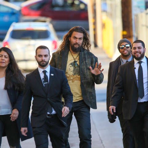 ボディーガードに守られてるモモアマンがその場にいる全員守れるぐらい強そう 