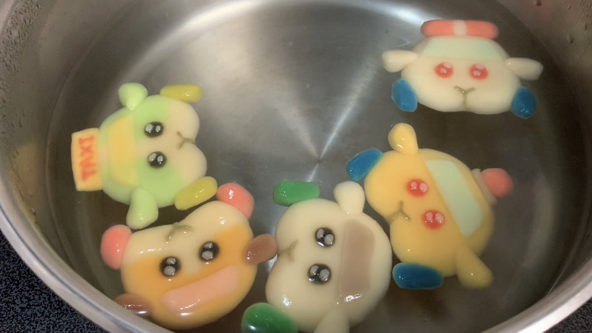 白玉モルカー…！！ #モルカー 