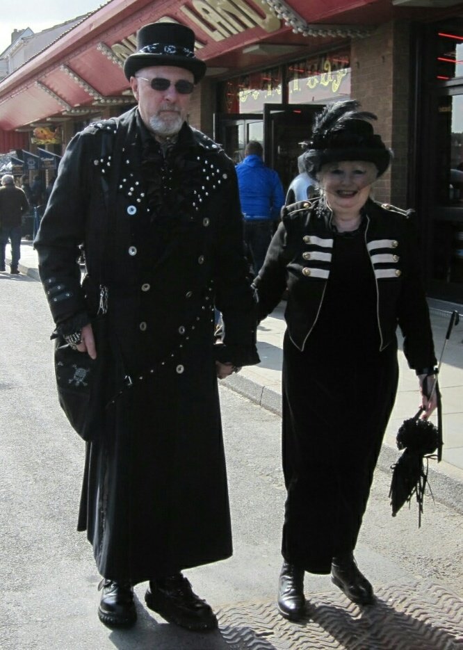 日本では殆どお目にかからないご年配のゴススタイル