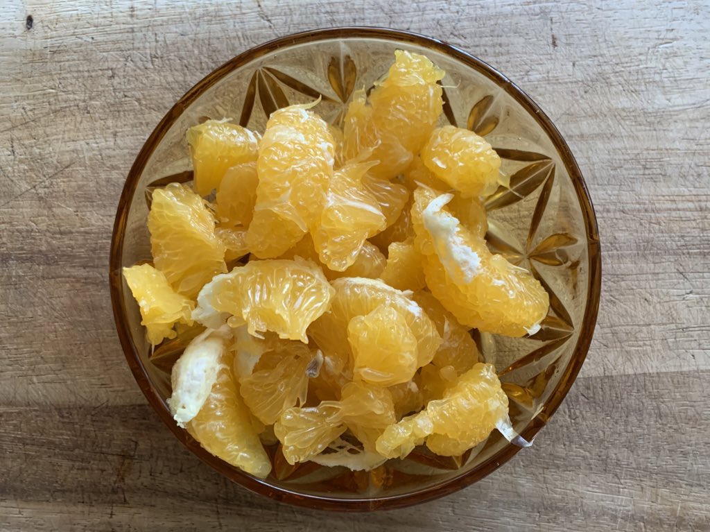 春はまぶたがピクピク痙攣する方が非常に多くなります