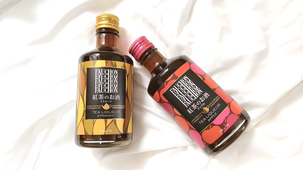 ちょっとコスメ以外のこと呟いてもイイですか…これFAUCHONの紅茶のリキュールなんですがロックで飲んでもソーダ割りにして爽やかにしても、お湯割りで落ち着いてみたりミルクや豆乳で割ったり何しても美味しいので激ハマリしてます…こんなに楽しめて1本572円……