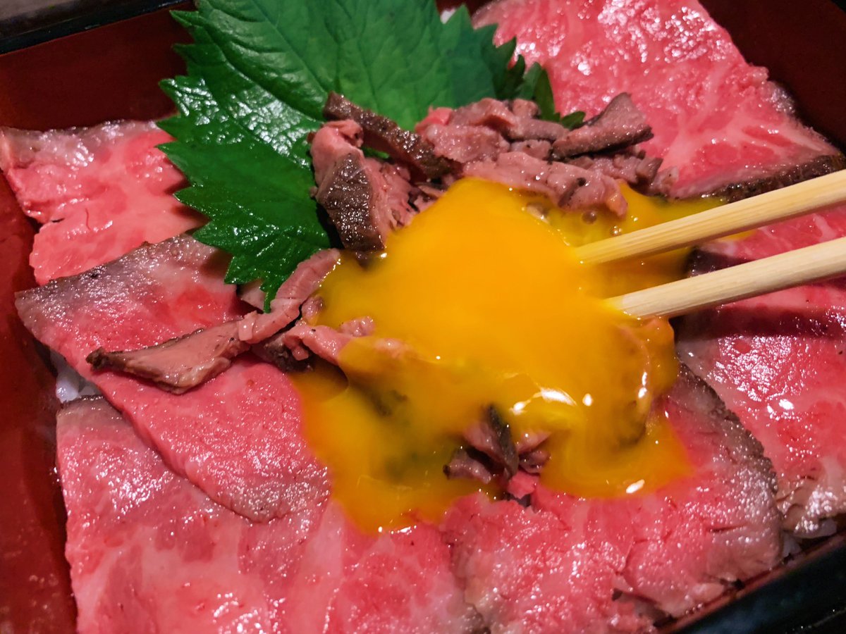 【馬菜】 @東京:銀座駅から徒歩1分 ランチ時に国産牛を使用したローストビーフ重を食べられるお店
