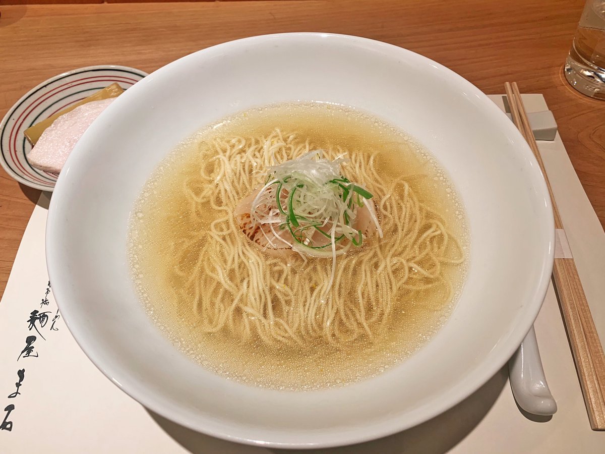 【麺屋ま石】 @東京:銀座駅から徒歩3分 鯛で出汁をとった鯛ラーメンを食べられるお店