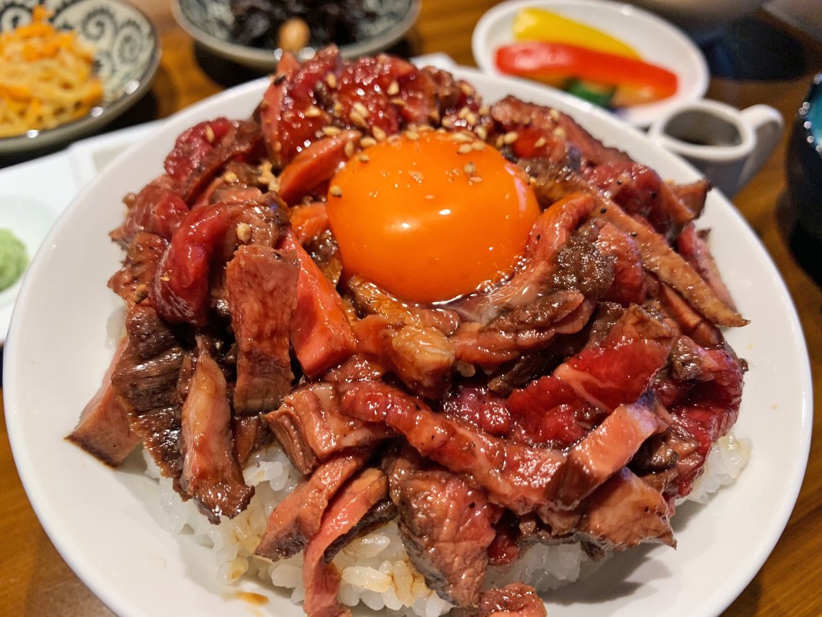   プリっとした食感の熟成牛タンは柔らかな食感が最高